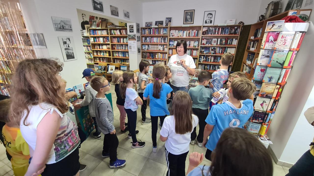 VS Kinder in der Bücherei Oktober 2023