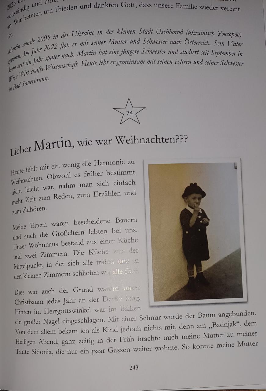 Buchpräsentation und Öffnung des Adventfensters 